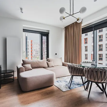 Towarowa Towers And Square Apartamento *