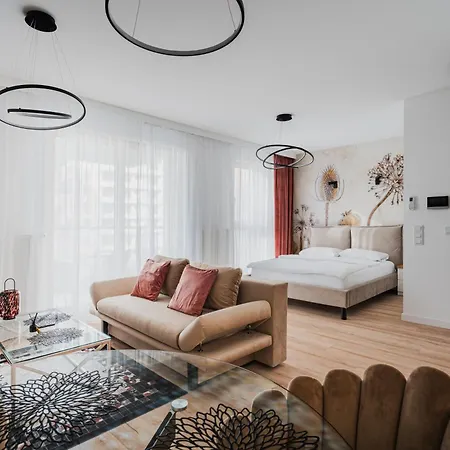 Apartamento Towarowa Towers And Square Varsovia