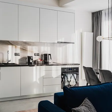 Apartamento Towarowa Towers And Square Varsovia