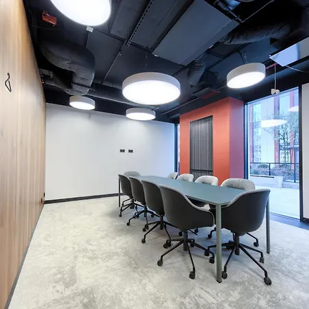 Towarowa Towers And Square Appartamento